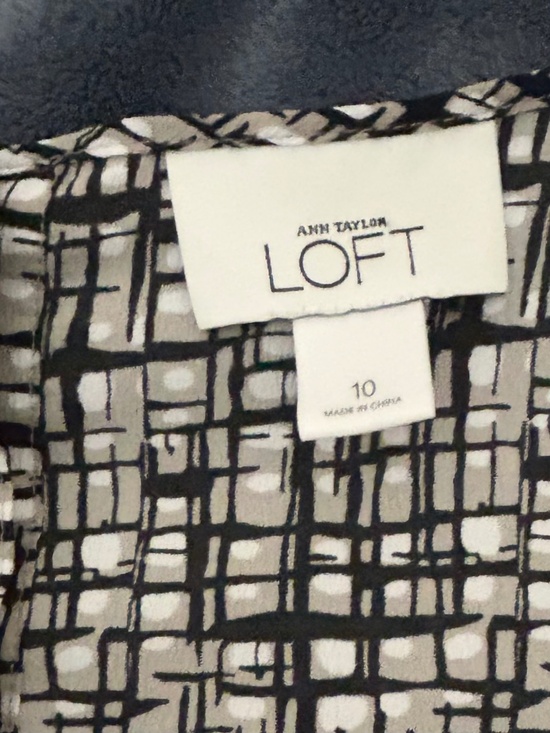 Ann Taylor Loft Short Sleeve Blouse - Picture 3 of 3